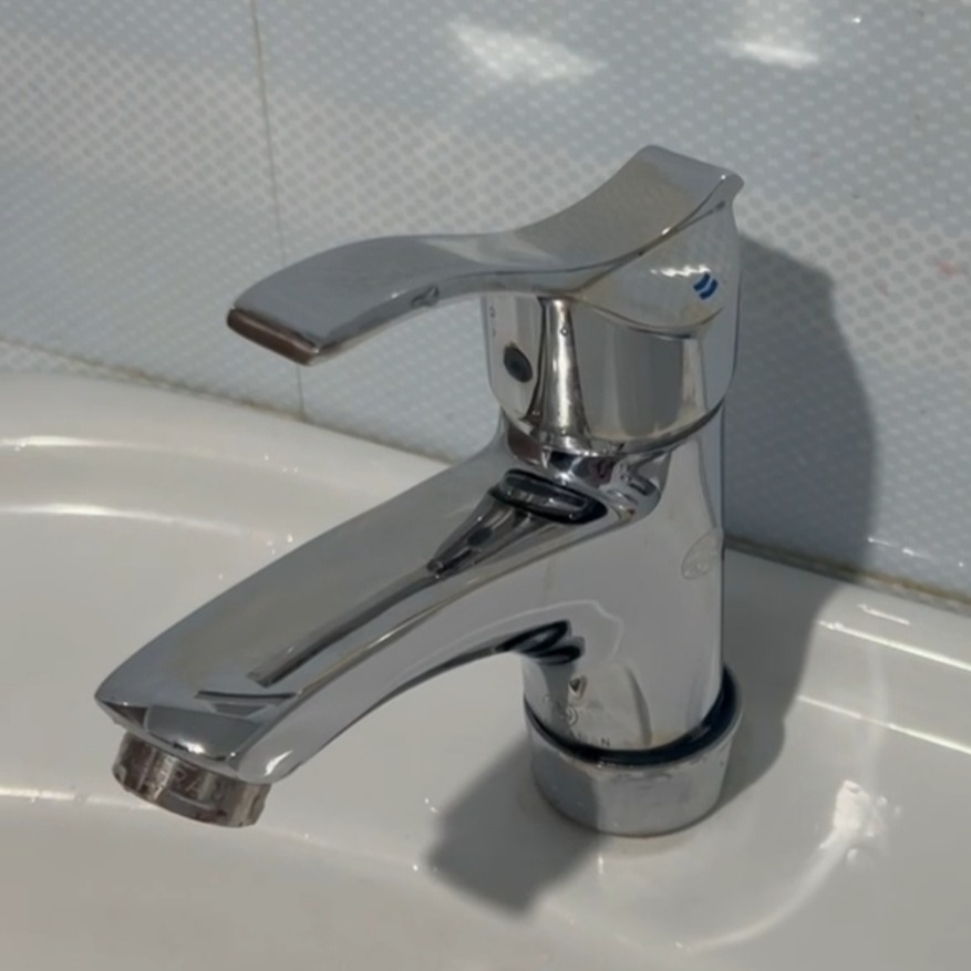 عکس قبل و بعد از براق کردن شیرآلات با اکوشاین جلازین