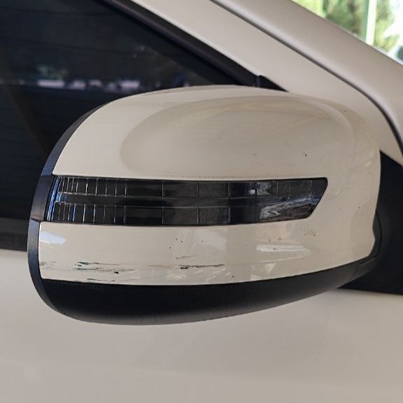 عکس قبل و بعد از استفاده از اکوشاین جلازین پولیش بدنه خودرو